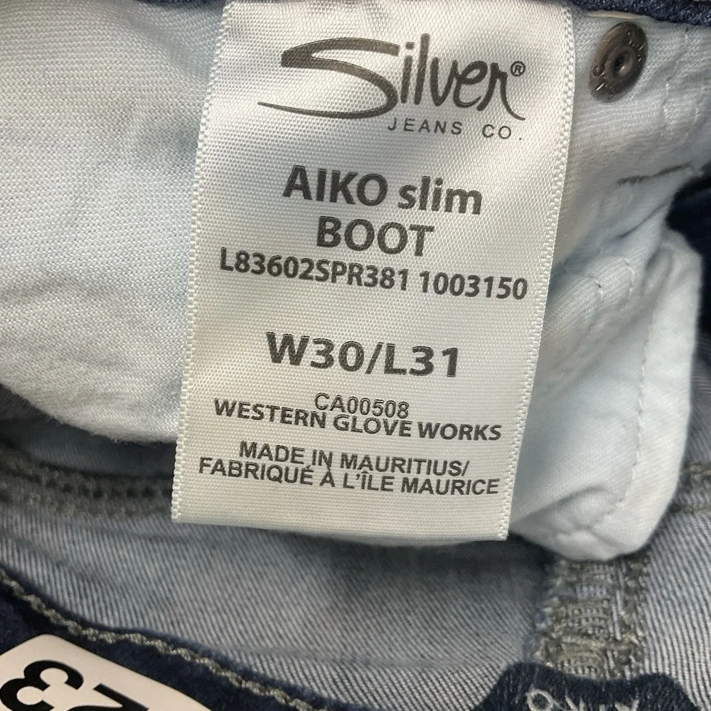 Silver Aiko‎ Mid Slim Boot  Jeans Womens Size 30 x31 Blue Excellent